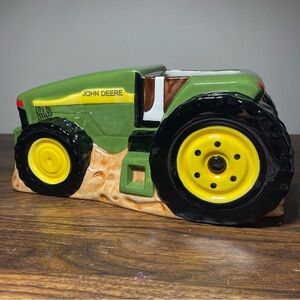 Vintage John Deere Ceramic Tractor Planter Licensed Product Gibson USA